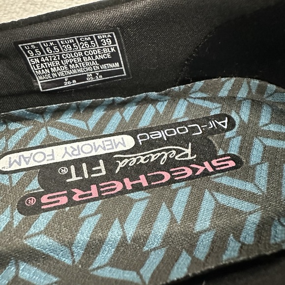 Skechers Leather Loafers Shoes Women's 9.5 Black Wayfarer Relaxed Fit Low 44727 - Picture 8 of 9